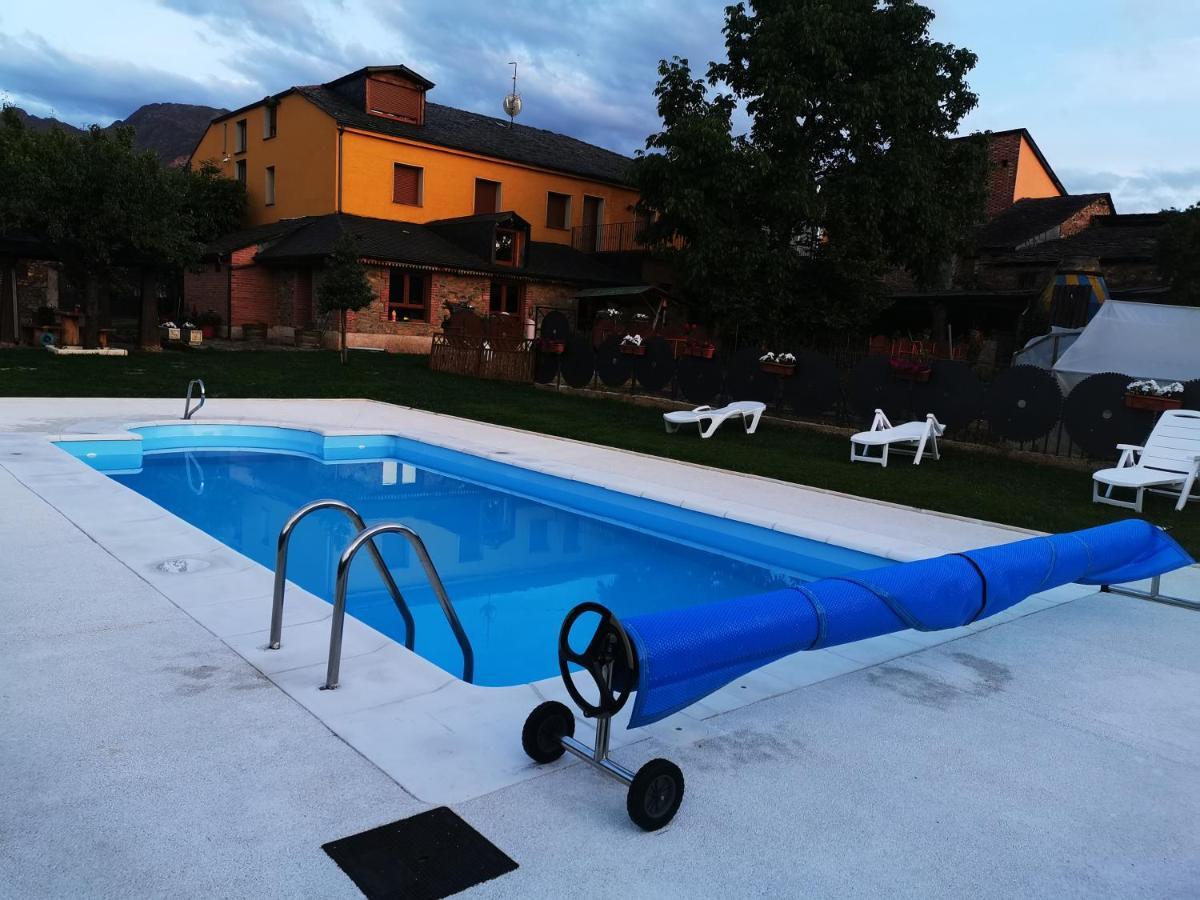 Hotel Cornatel Medulas 3*
